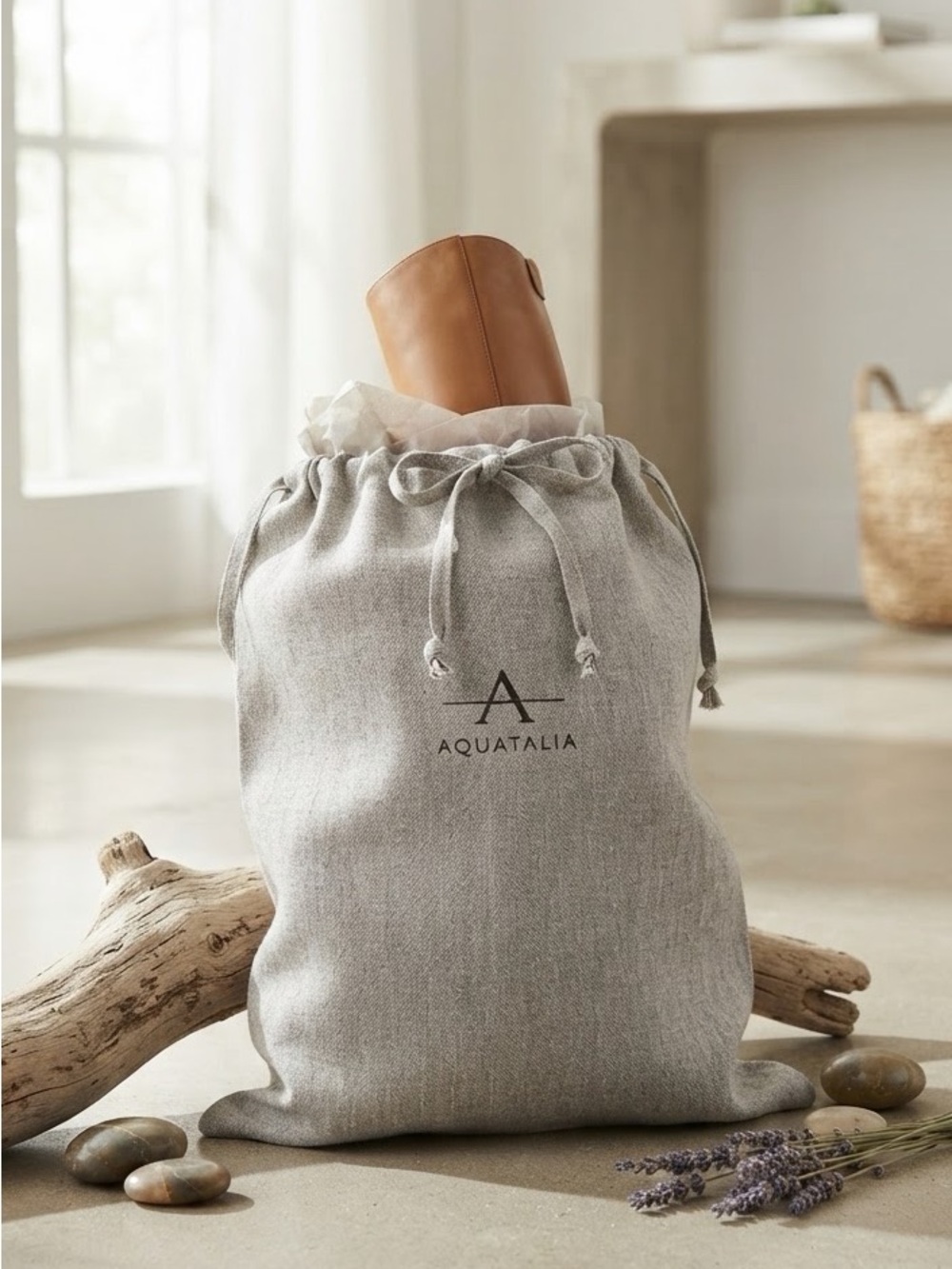 NEW Aquitalia dust bag